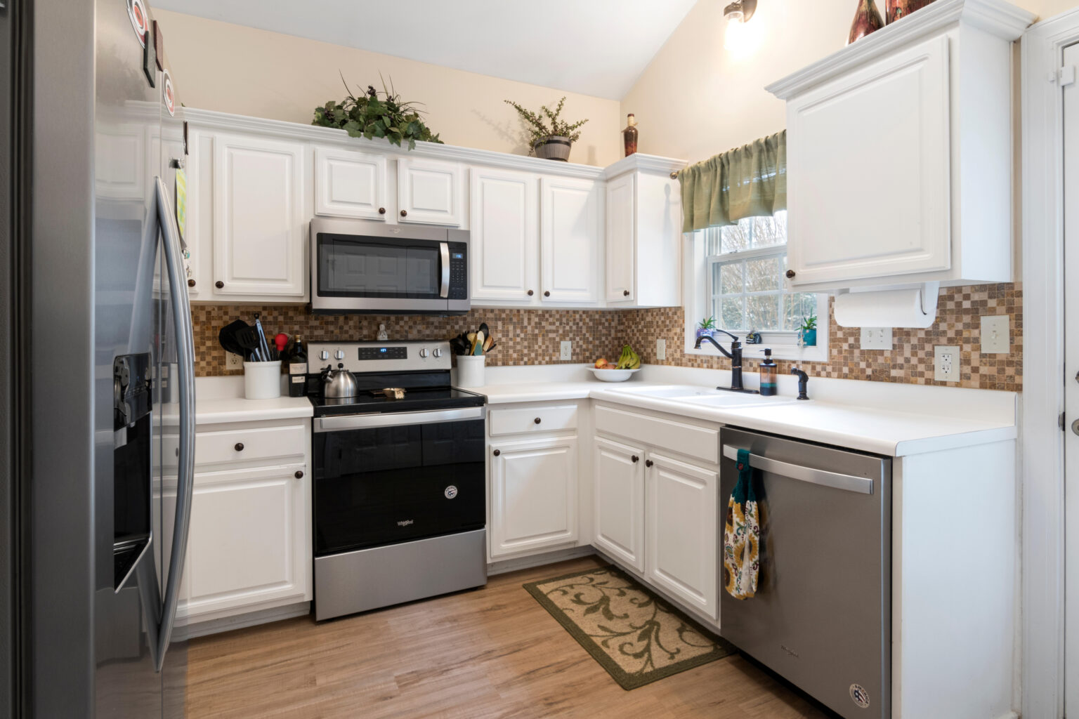 Kitchen- Renovations- remodeling- Dream Revives- Vancouver